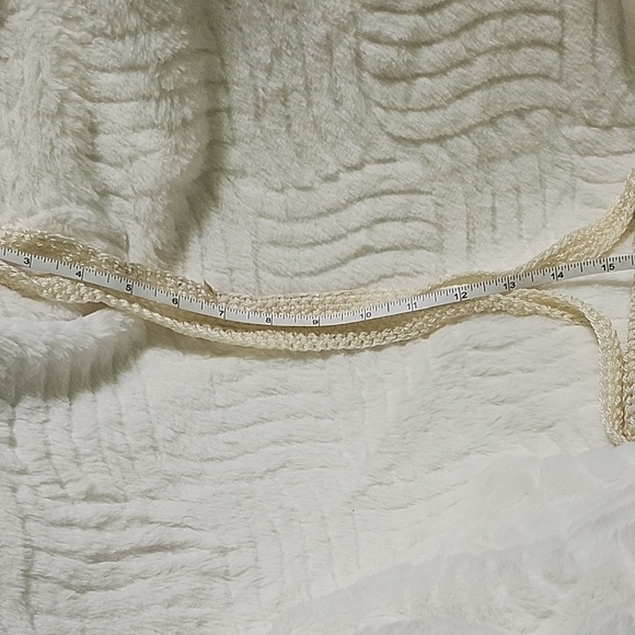 Cream Crochet Crossbody Bag with Flap Closure - Picture 9 of 9